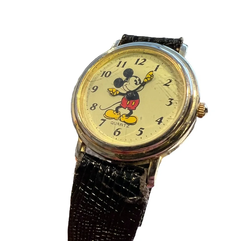 VINTAGE MICKEY MOUSE QUARTZ WATCH - GOLD TONE W YELLOW FACE KREISLER LIZARD BAND